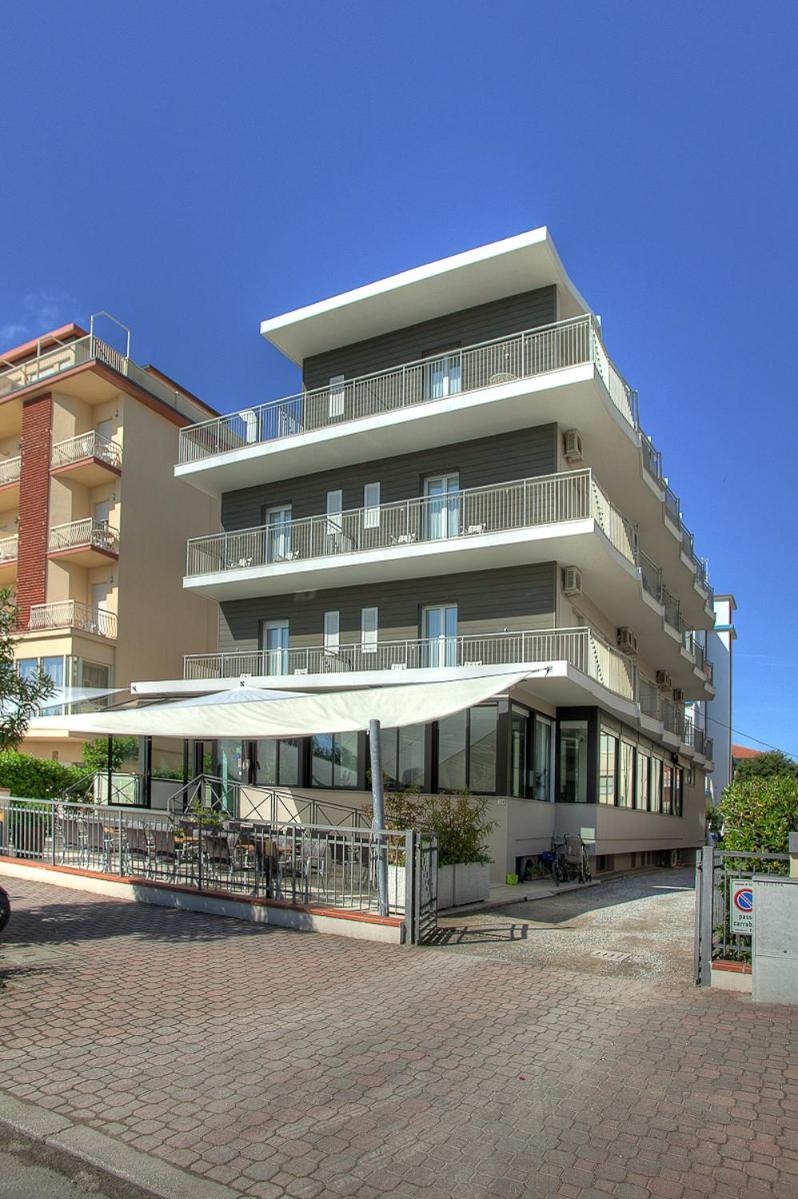 Hotel Rudy Cervia Esterno foto